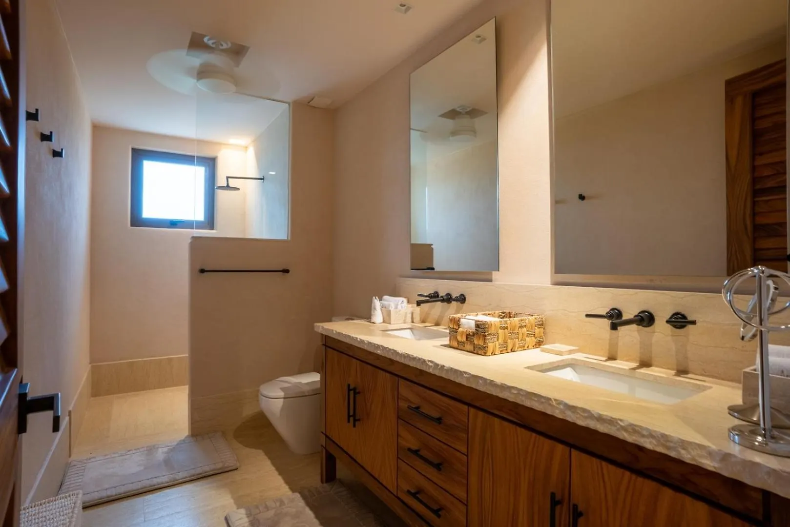 Daire 5Br Luxury Beachfront Penthouse W/ Private Pool Isla Mujeres