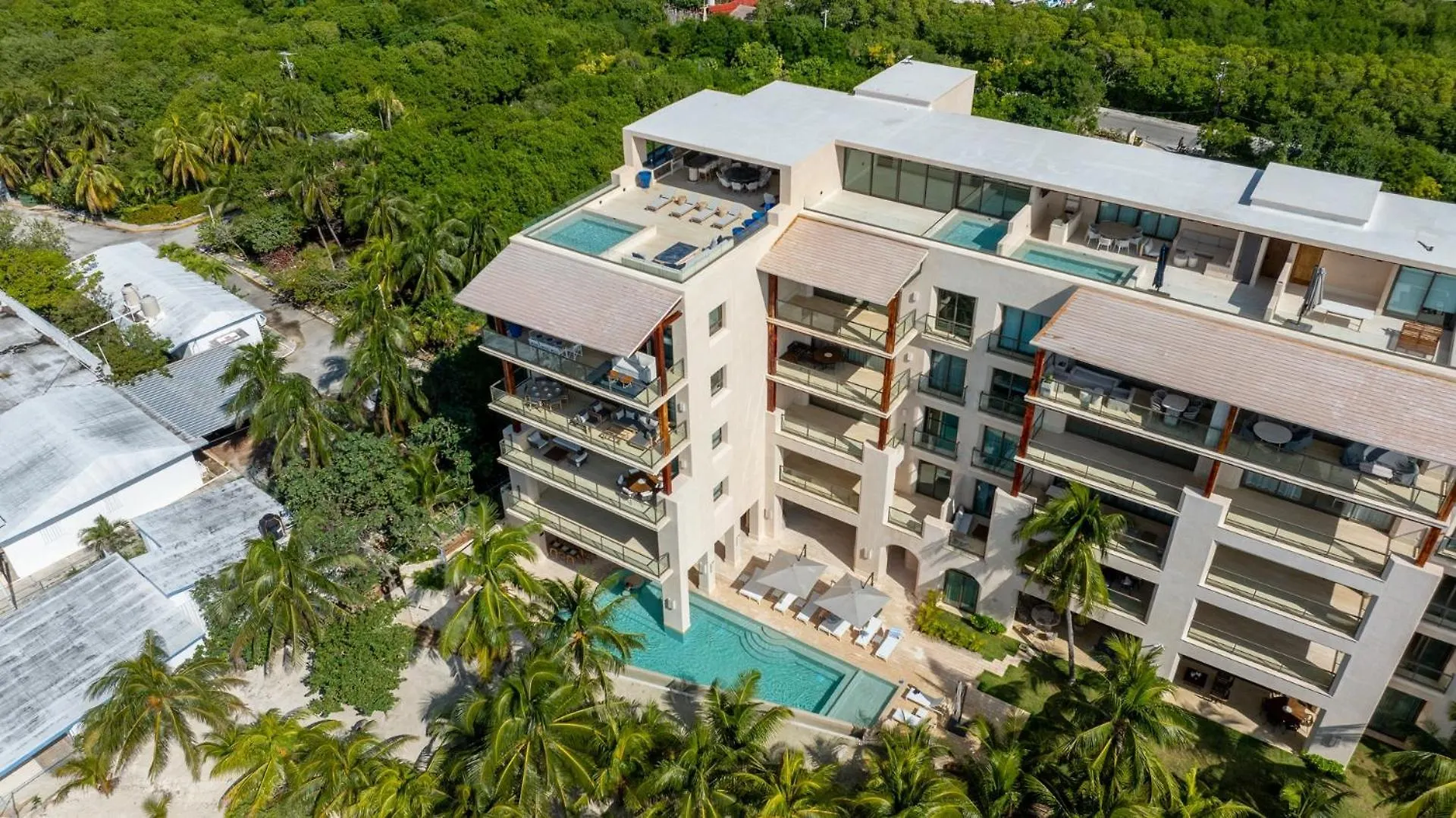 דירה איסלה מוחרס 5Br Luxury Beachfront Penthouse W/ Private Pool