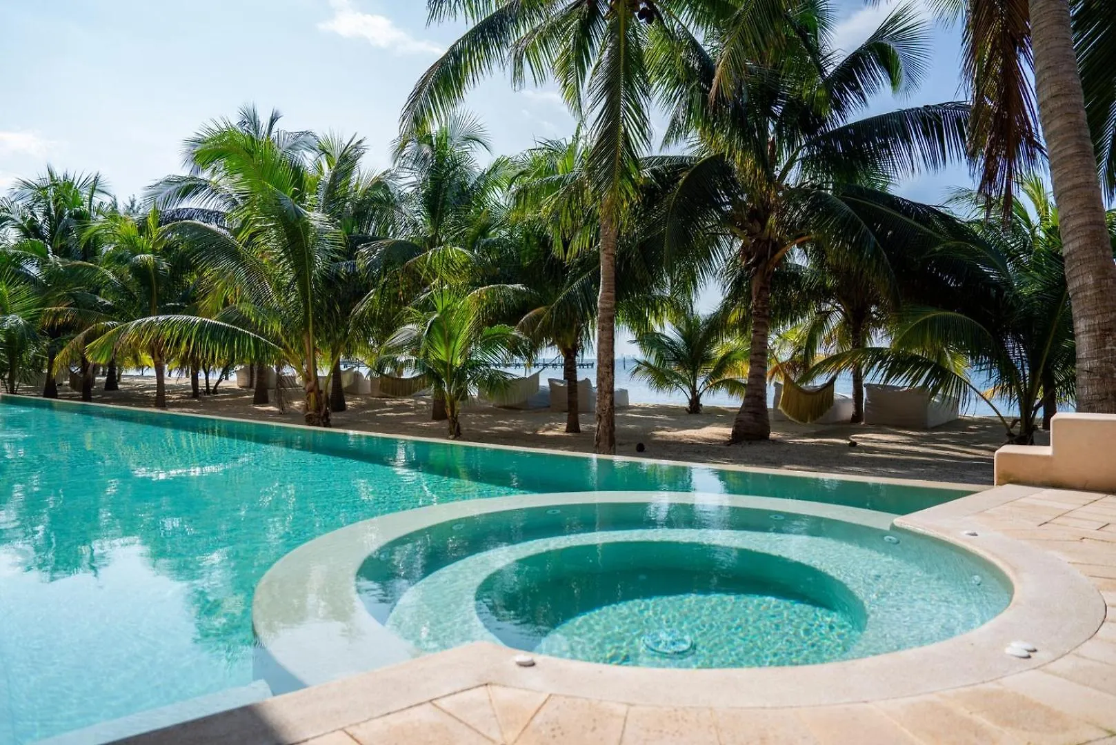 דירה איסלה מוחרס 5Br Luxury Beachfront Penthouse W/ Private Pool מקסיקו