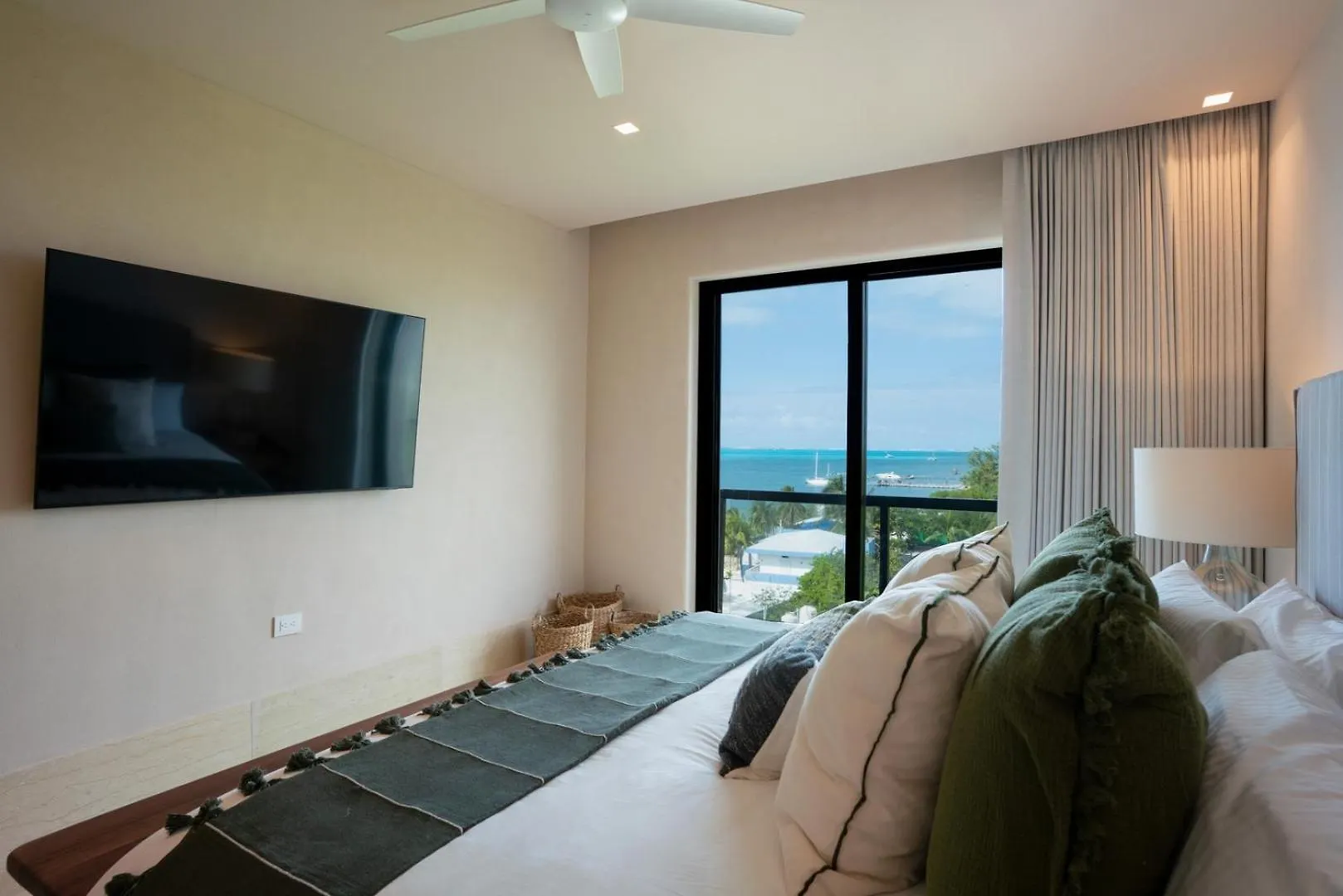 איסלה מוחרס 5Br Luxury Beachfront Penthouse W/ Private Pool דירה איסלה מוחרס