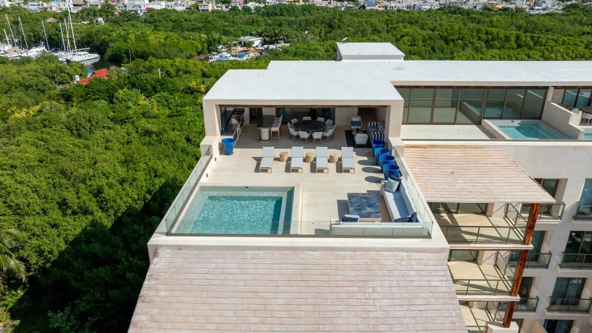 איסלה מוחרס 5Br Luxury Beachfront Penthouse W/ Private Pool מקסיקו